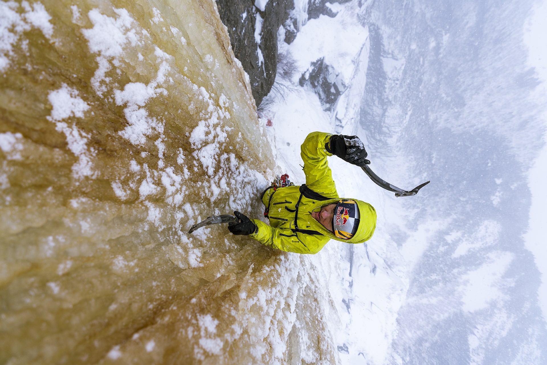 https://blog.arcteryx.com/wp-content/uploads/2023/05/202002_VerticalIce_Quebec_JohnPrice_DSC5753shrp.jpg