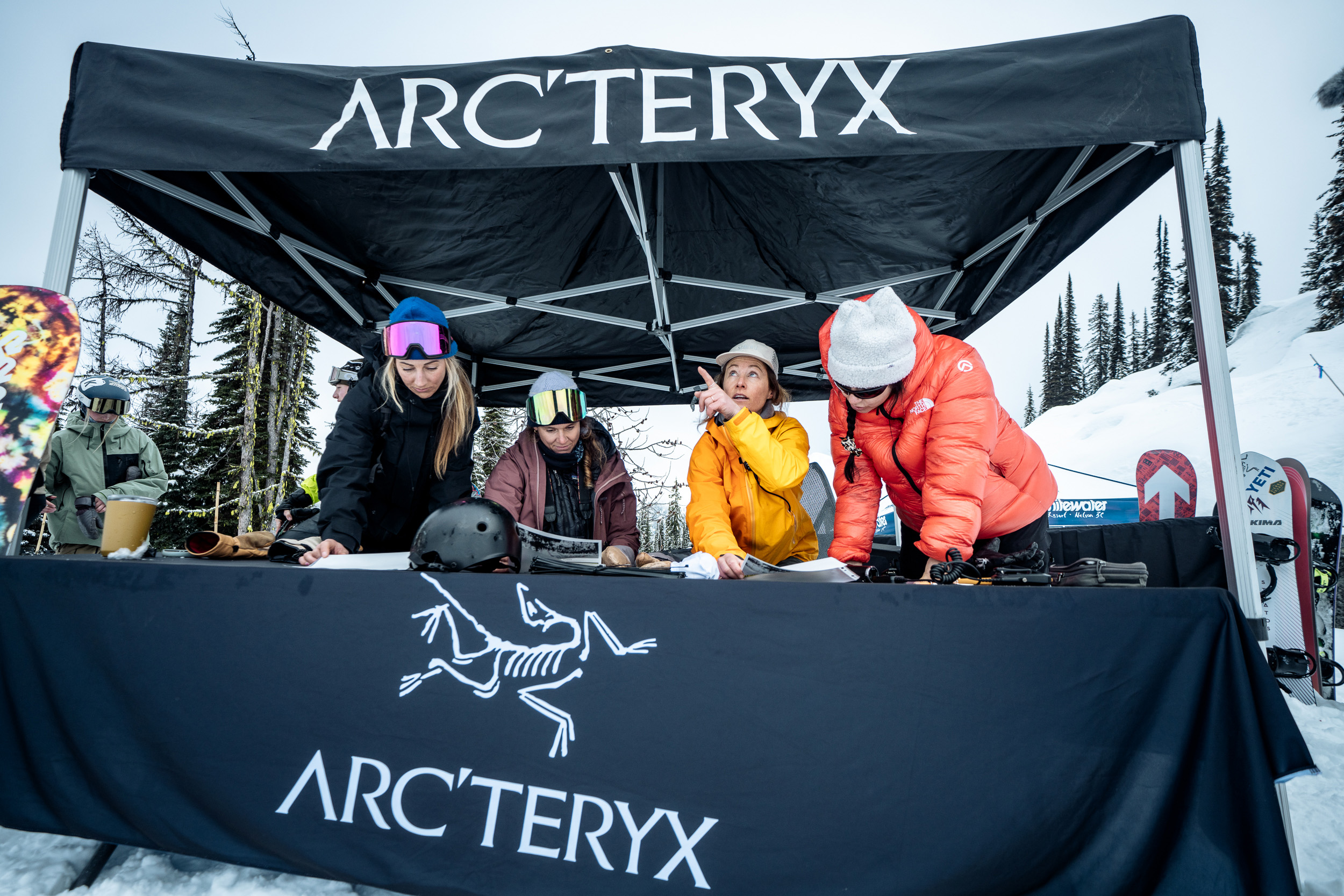 https://blog.arcteryx.com/wp-content/uploads/2024/11/CC_20240325_RND_compday-1045.jpg