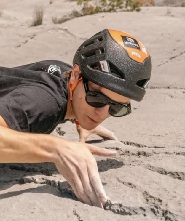https://blog.arcteryx.com/wp-content/uploads/2025/05/AD_4nXergMteyBhDgcdw-LAI68csQogjlrzH7hJWNprMPiah-yNPwhsMghRcDAzimyiNyDmSwmdhKqZYok4dXQLeu23wu1xjEhEoWwBoA07GxGXQychyTTw0I3mQ.jpg